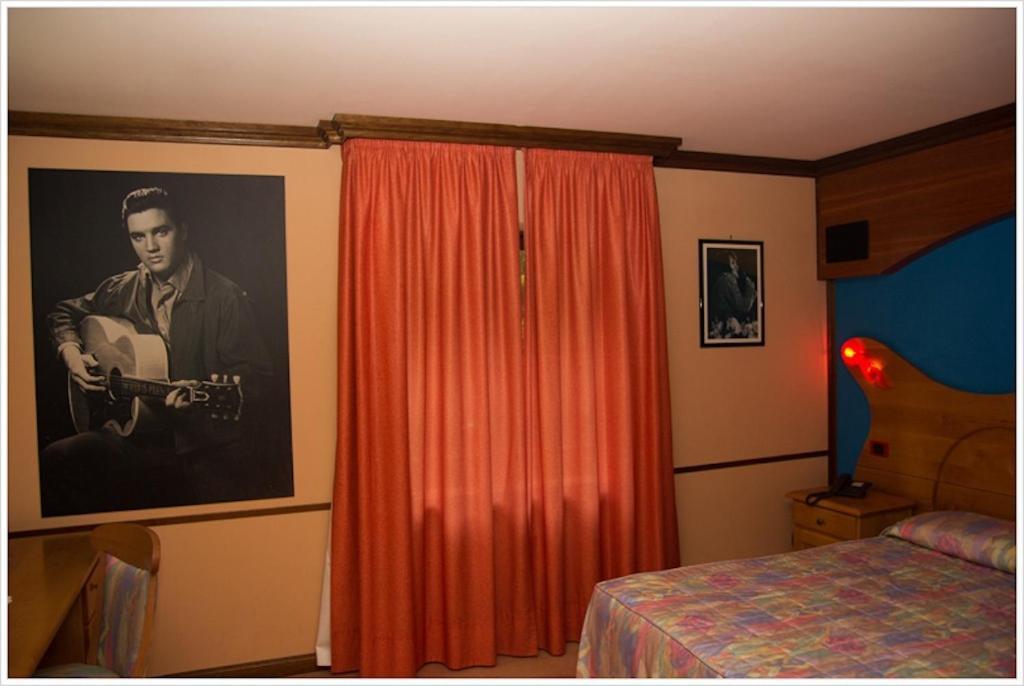 Hotel California Champoluc Esterno foto